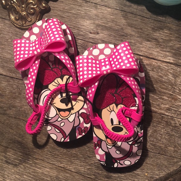 NWT Disney Store Minnie Mouse shoes Girls Bow Sneakers Sz 9 Black